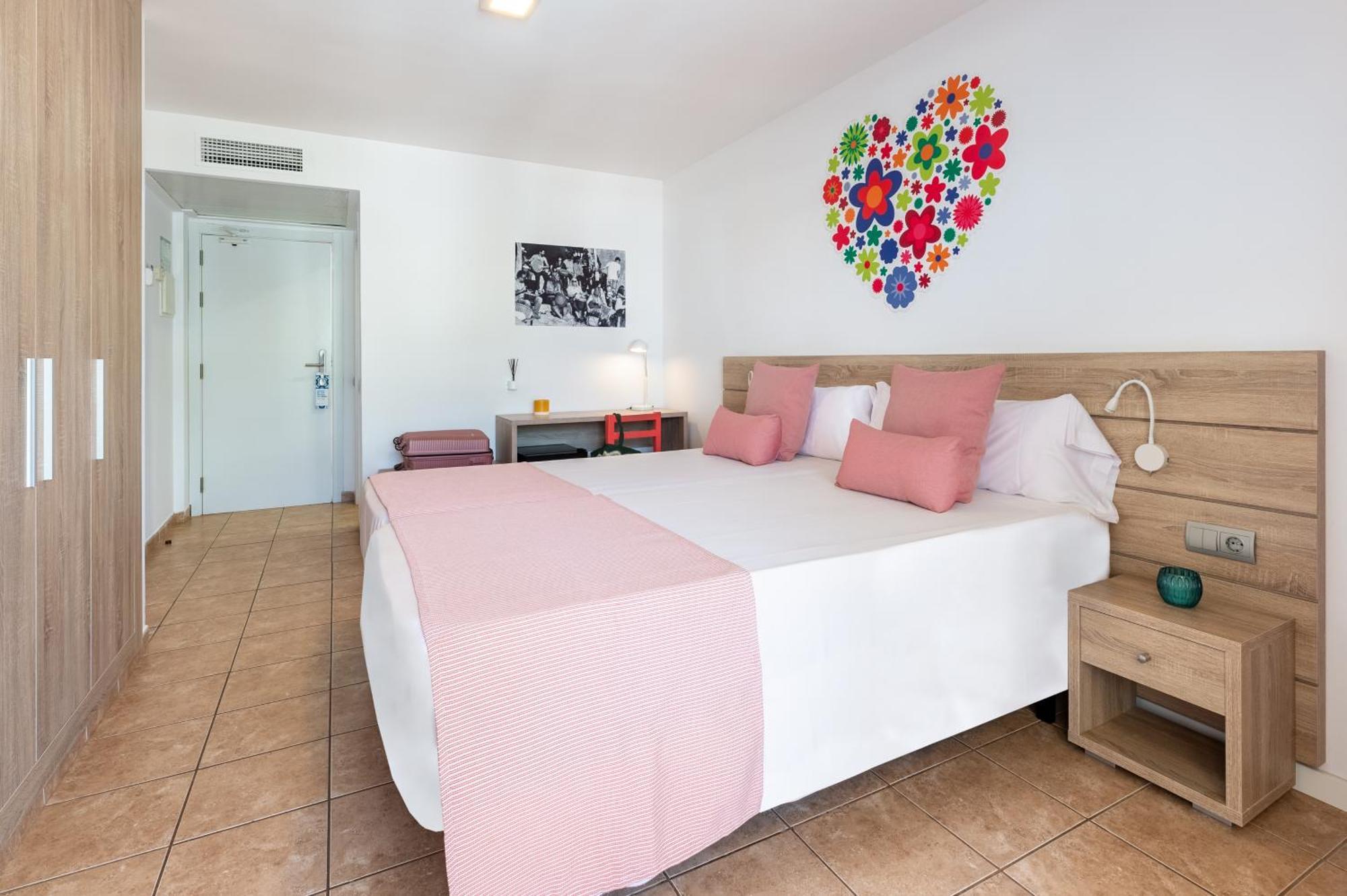Hotel Vibra Bossa Flow - Adults Only プラヤ・デン・ボッサ エクステリア 写真